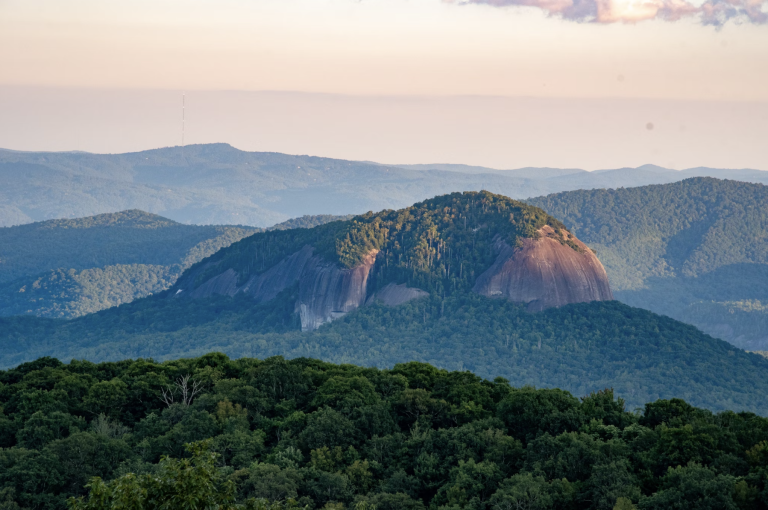 looking glass rock in pisgah national forest